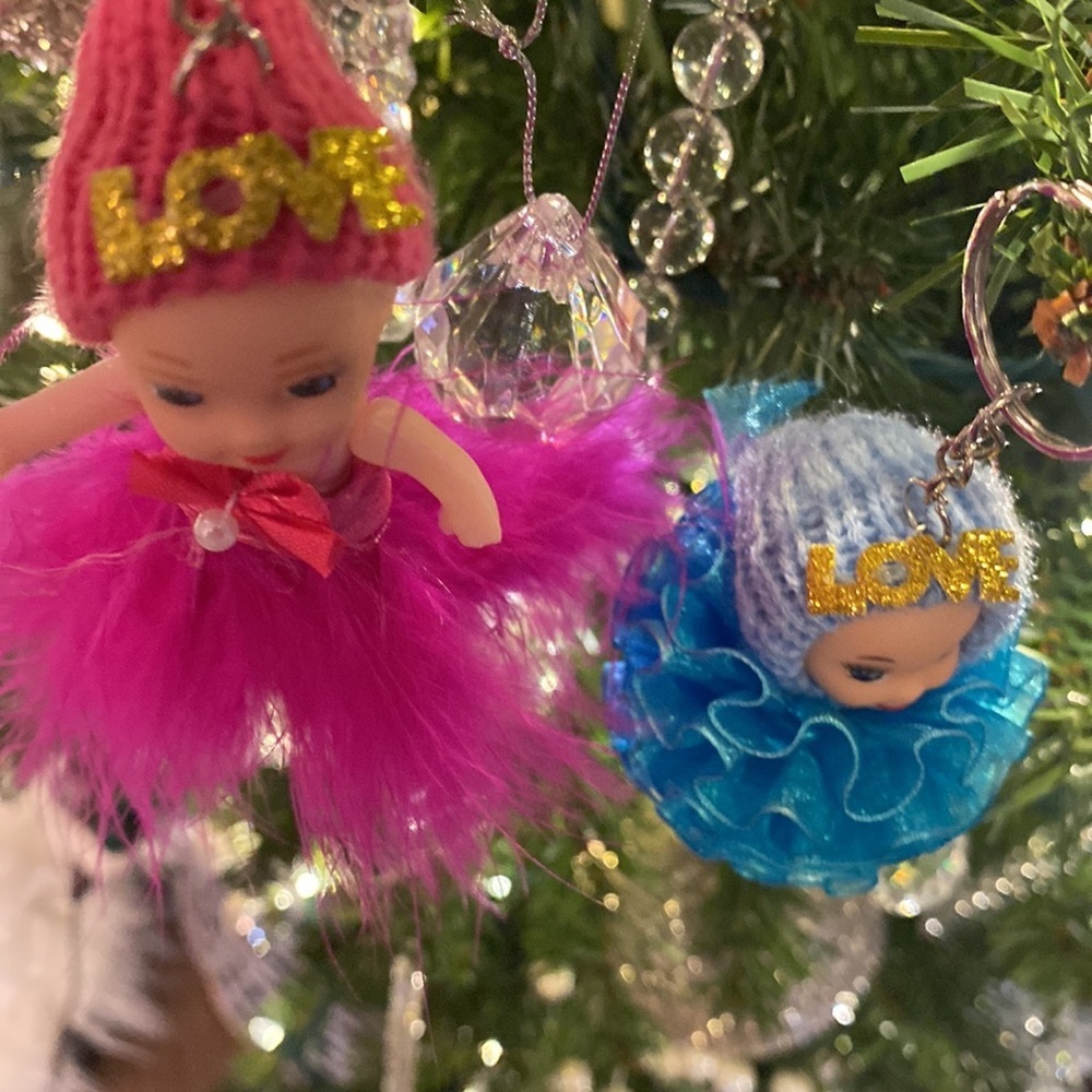 2 baby doll Christmas tree ornaments or keychains pink feather blue ribbon ball‌ - Picture 9 of 16